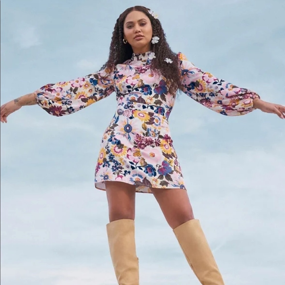 Ayesha Curry x Just Fab NWT Floral Shift Dress!